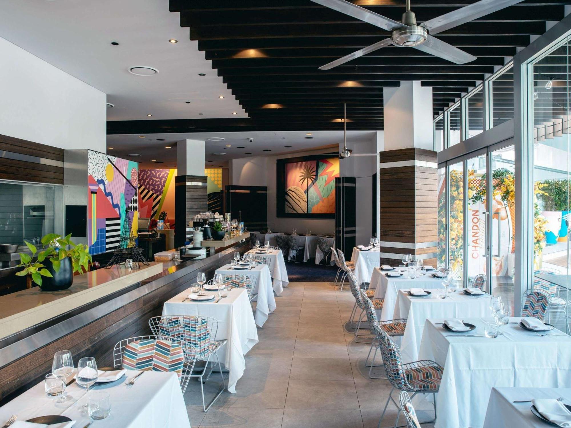Sofitel Gold Coast Broadbeach Dış mekan fotoğraf Interior of the restaurant